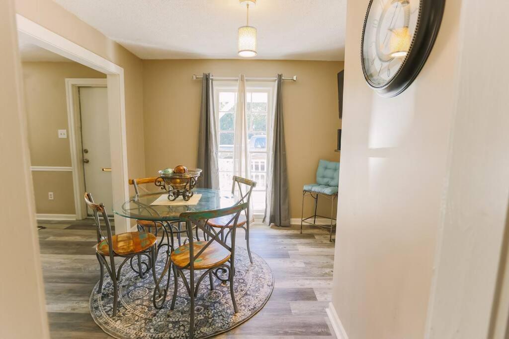 Cozy Downtown Gem Fully Equipped Free Parking Βίλα Μόμπαϊλ Εξωτερικό φωτογραφία