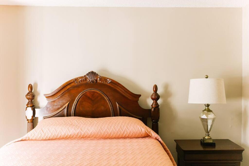 Cozy Downtown Gem Fully Equipped Free Parking Βίλα Μόμπαϊλ Εξωτερικό φωτογραφία
